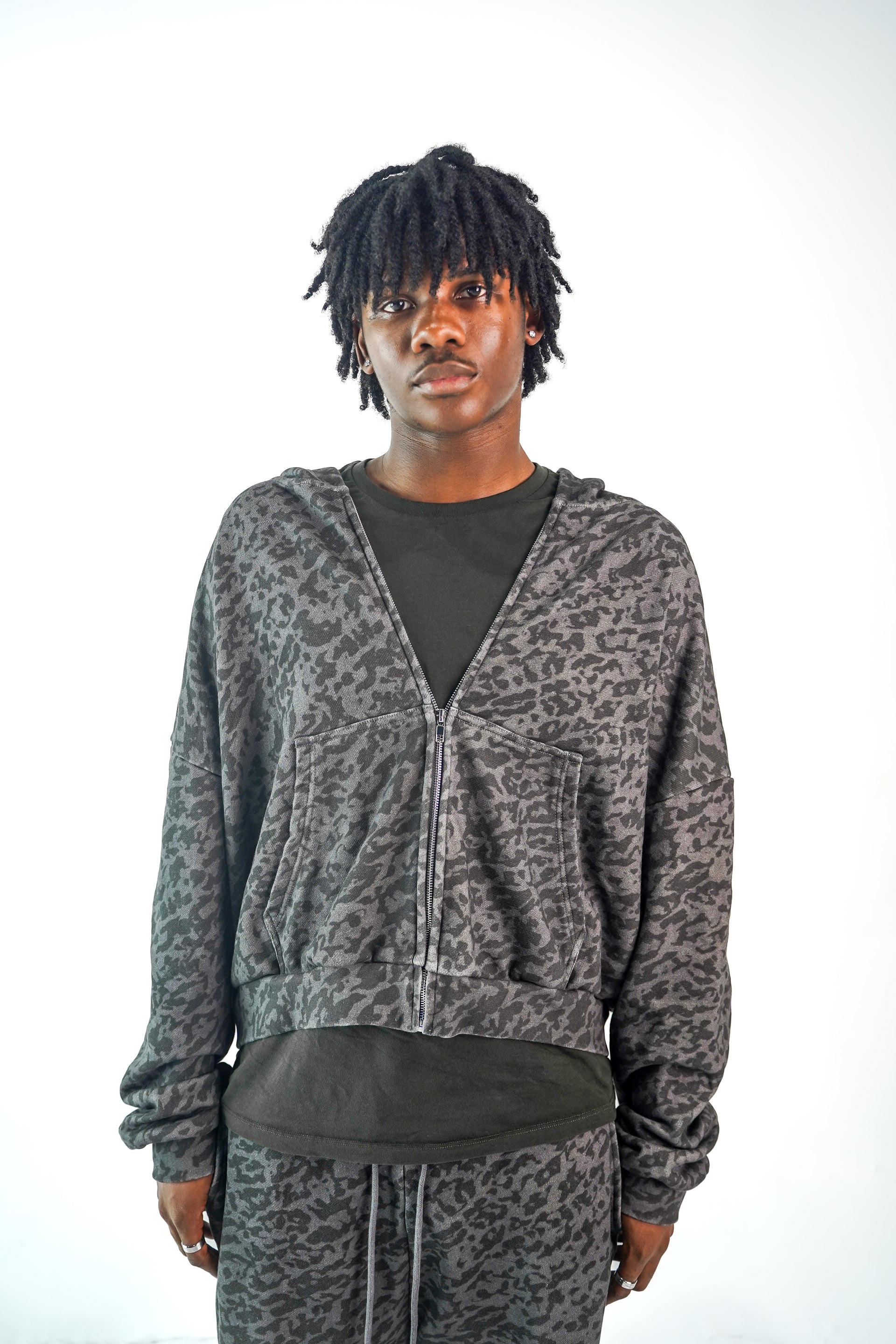 "Panthera" Zip-Up - Ebony