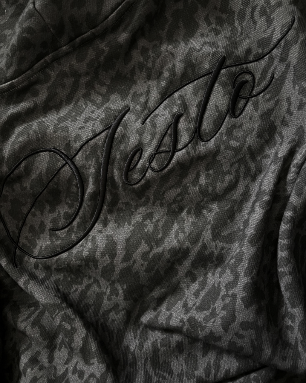 "Panthera" Zip-Up - Ebony